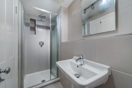 Cloudesley Street, London, Residential Flat To Let - Bathroom