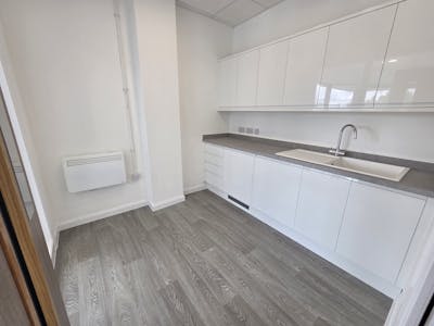 Unit 560, Salford, Industrial/Logistics To Let - B.jpg