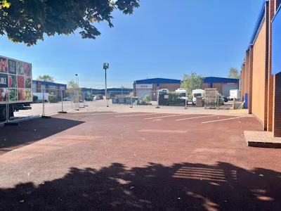 Unit 2 Crown Trade Park, Horton Road, West Drayton, Industrial / Warehouse To Let - 2 Crown Yard.jpeg