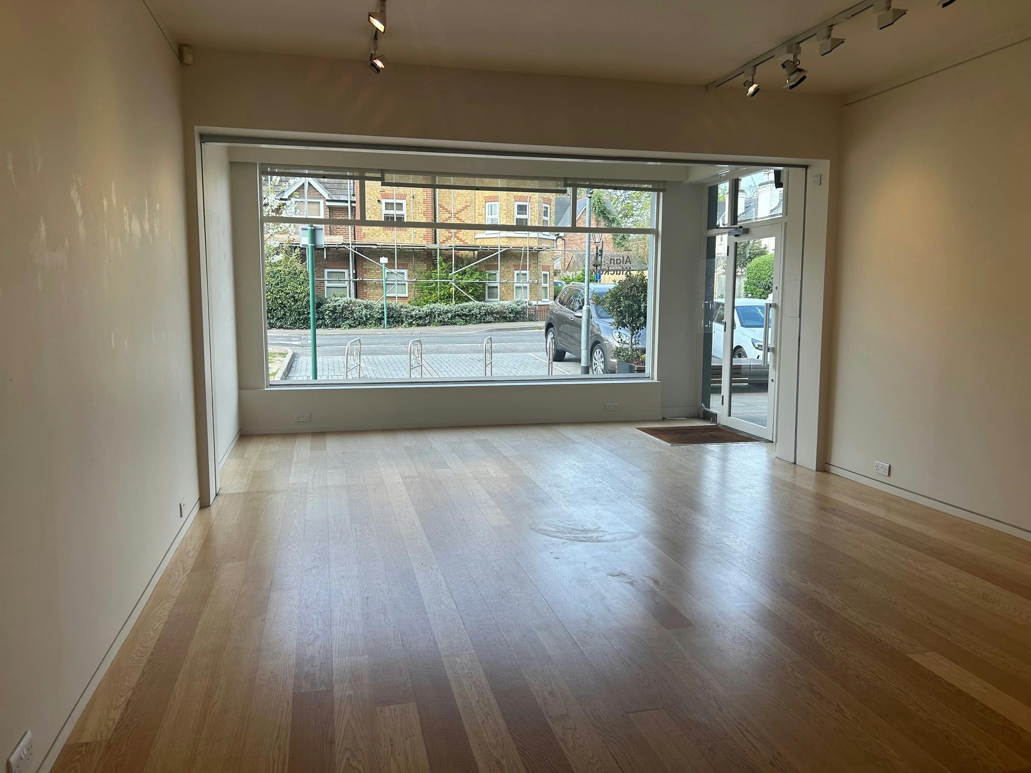 65 Chobham Road, Sunningdale, Retail To Let - 2.jpg