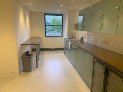 First Floor, Ideal House, Petersfield Business Park, Petersfield, Business Park / Office To Let - Photo 02112022 15 16 48.jpg