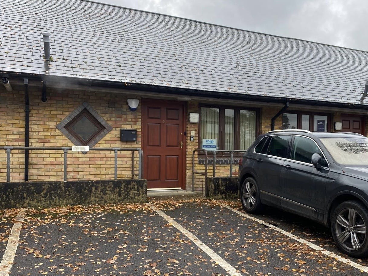 2 Highview Business Centre, High Street, Bordon, Offices To Let - 91f6e14dfa114a10834a782dd9bb56e6.jpg