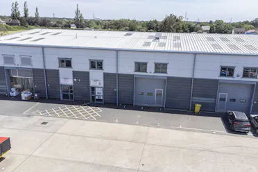 Unit B, 33 The Ridgeway, Iver, Industrial / Warehouse / Industrial / Warehouse To Let - 1.4.jpg - More details and enquiries about this property