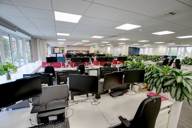 Betchworth House, Redhill, Offices For Sale - H7D_1492_3_4_FusionNatural.jpg