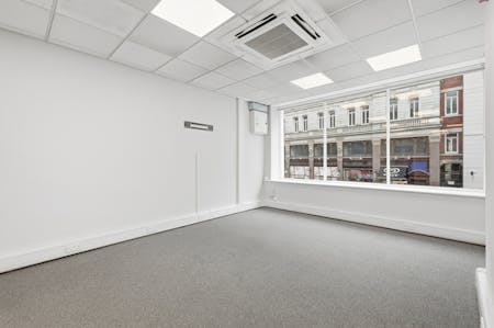 405 Strand, London, Retail For Sale - img_0969.jpg