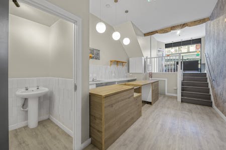 Mixed-Use Parade For Sale, 81-89 Norwood High Street, West Norwood, Industrial / Investment / Mixed Use / Office / Other / Residential / Retail For Sale - KITCHEN 1.jpg