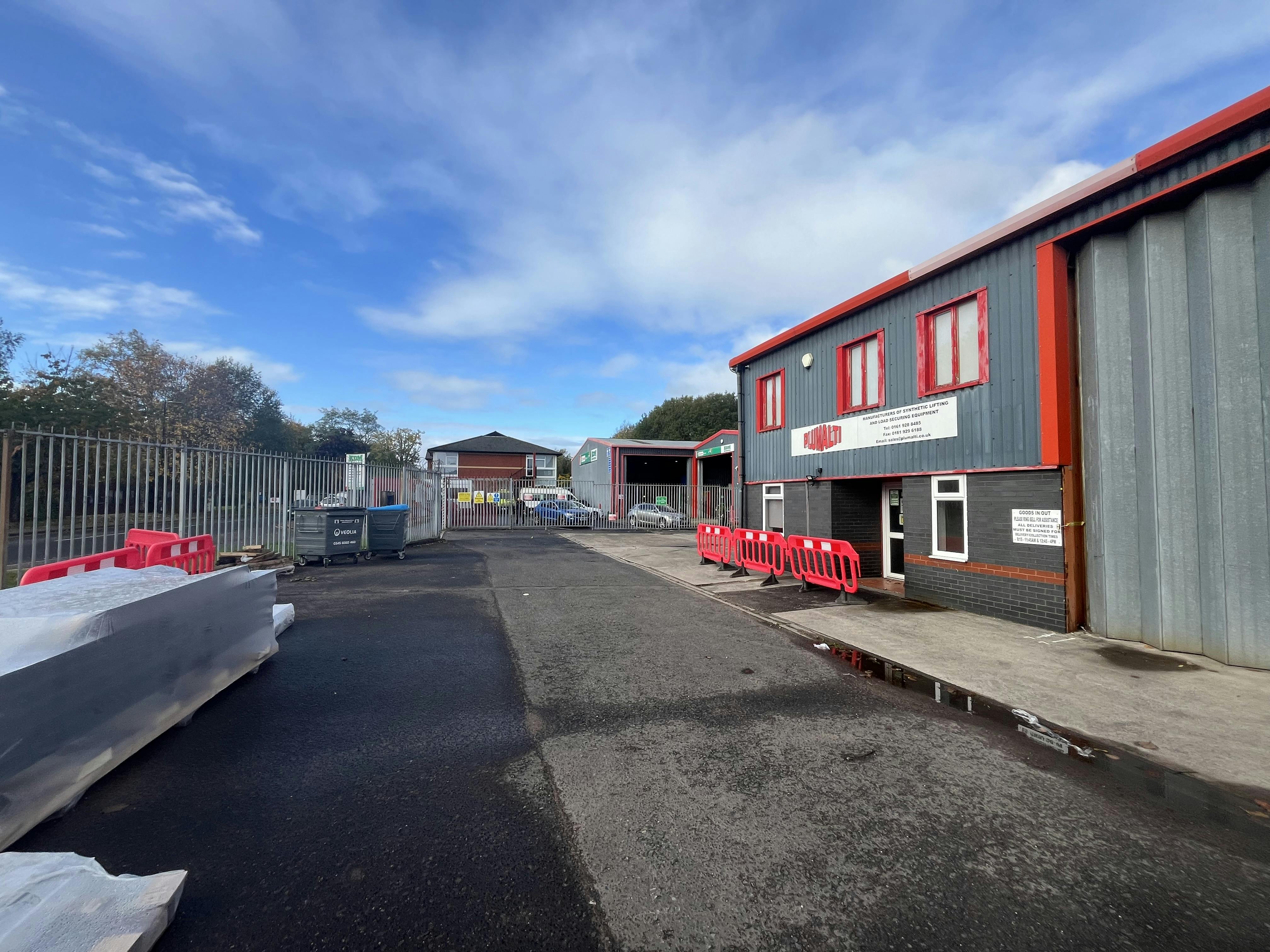 Arctic House, Altrincham, Industrial To Let / For Sale - IMG_0336.jpg