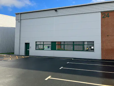 Unit 24, Ash Way, Wetherby, Industrial/Logistics / Warehouse To Let - IMG_3379.JPG