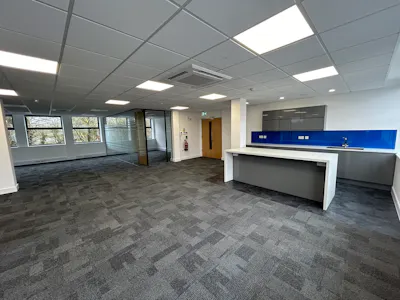 9&10 Lakeview House, Bond Avenue, Milton Keynes, Office To Let - IMG_3442.jpg