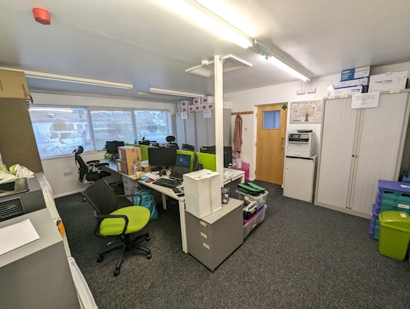 Orchard Estate, Units 6 & 7 Orchard Estate, Arundel, Office To Let - PXL_20240117_100514411.jpg