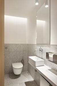 1 Oliver's Yard, London, Office To Let - WC's