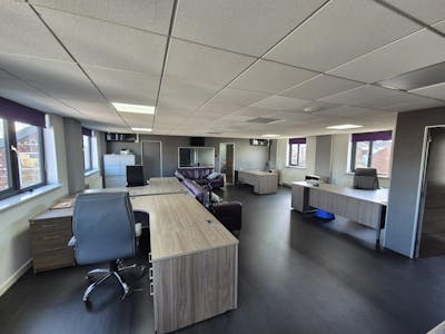 Unit 2 - 5, Stockport, Industrial/Logistics / Investment / Office To Let / For Sale - 20260303_125045.jpg