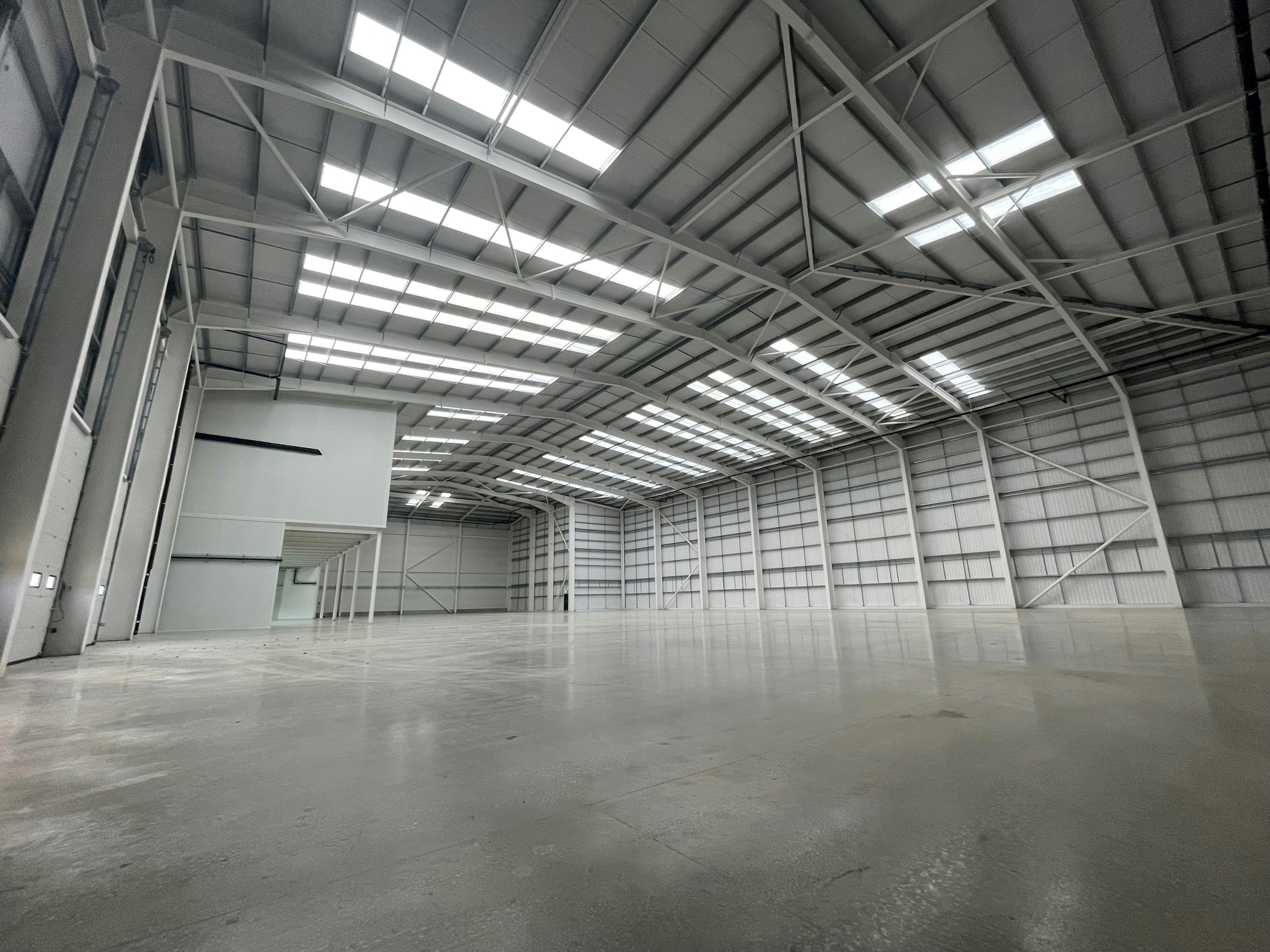 Unit 2, INTER, Tewin Road, Welwyn Garden City, Hertfordshire, Warehouse & Industrial To Let - IMG_2440.jpeg