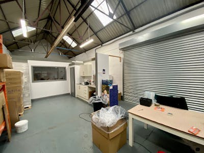 Unit D, Avondale Business Park, Cwmbran, Industrial To Let - D Avondale 02.jpg