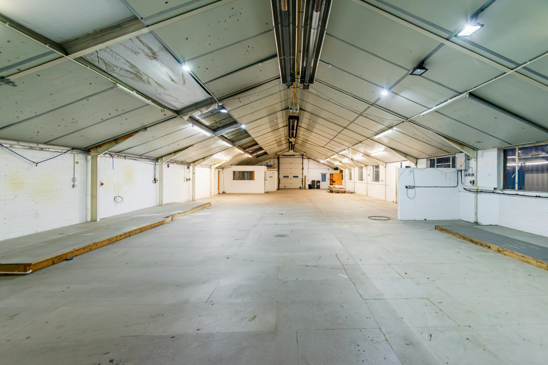 Industrial Unit in Poole - photo 3