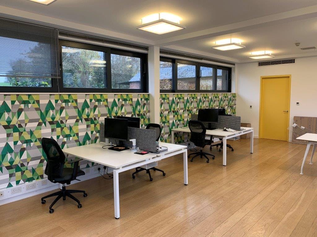 The Barn, Chandos Yard, Long Crendon, Office To Let - IMG_0907.jpg
