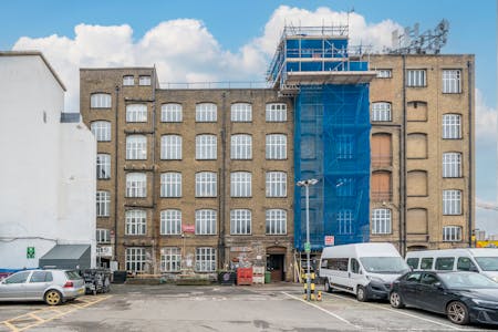 Unit 9B, Queens Yard, London, Office To Let - DSC09964Edit.jpg