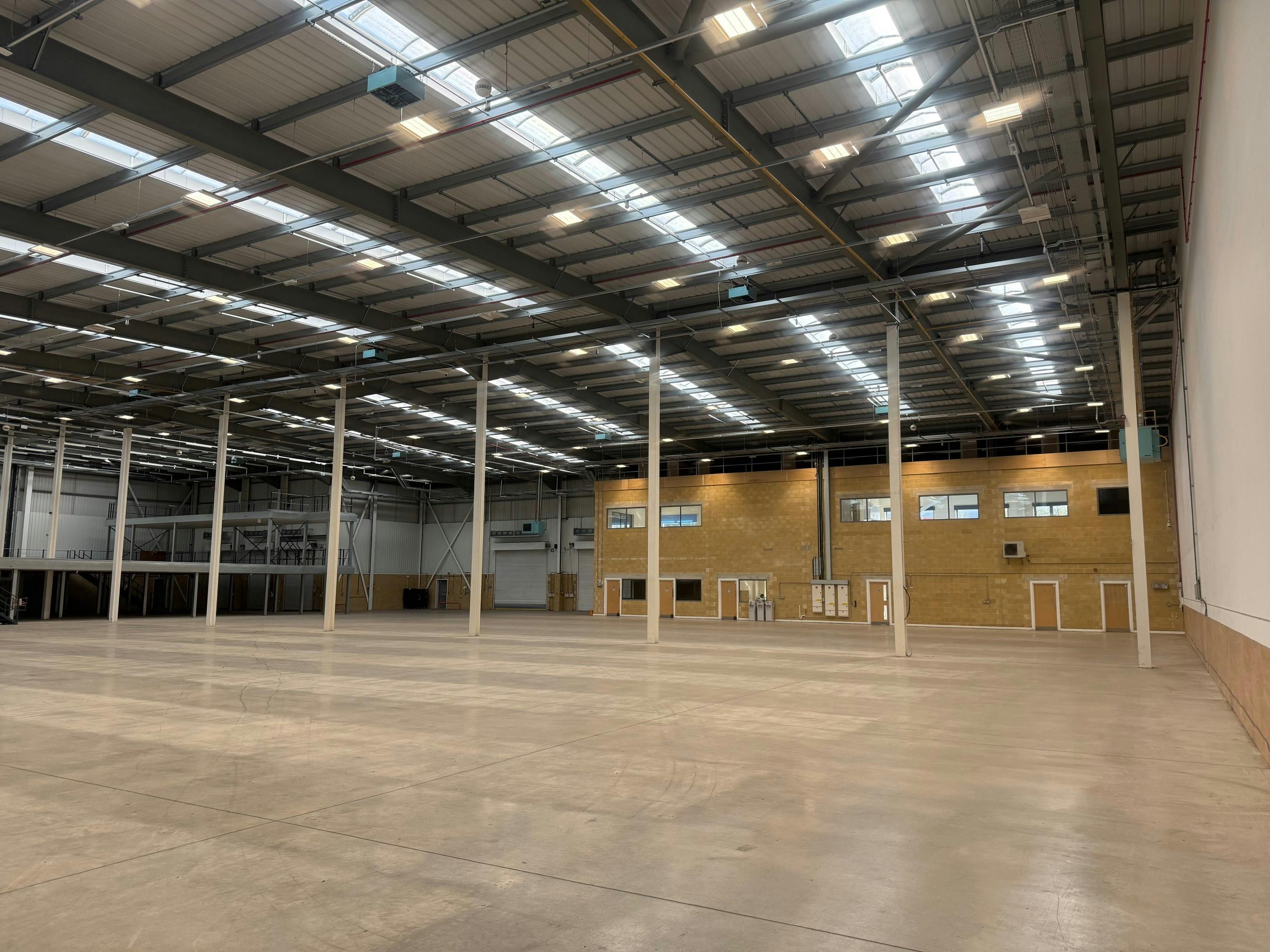Unit 10B Viscount Way, South Marston Park, Swindon, Industrial To Let - Warehouse.jpg
