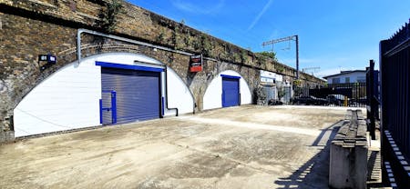 Arches 81-82, Rosebank Road, London, Industrial To Let - 20260502_134554 - Edited.jpg