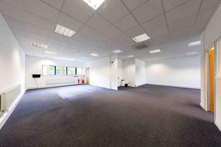 Units A&B Moses Winter Way, Wallingford, Industrial / Warehouse To Let - 8.jpg