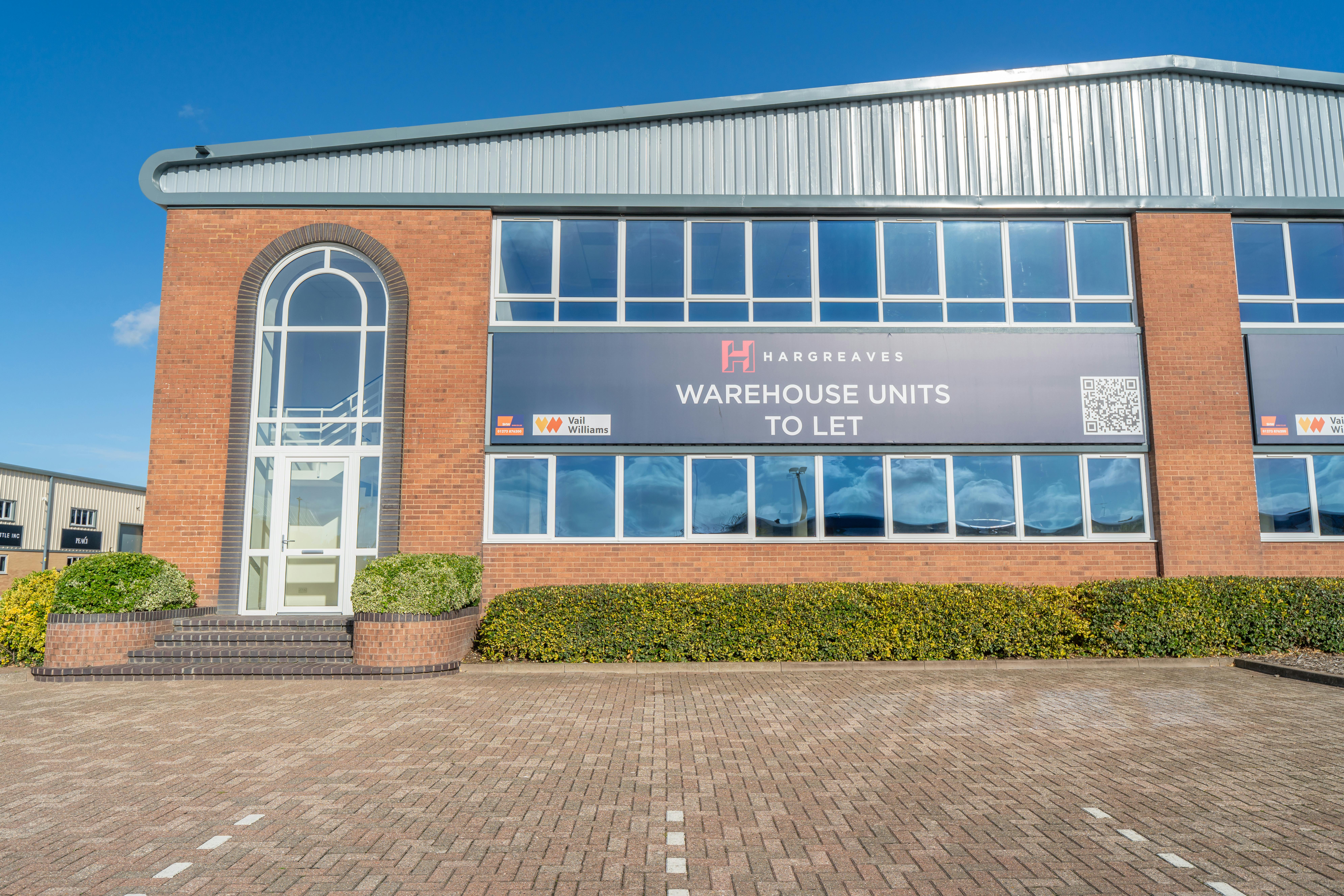 Industrial Unit in Shoreham-By-Sea - photo 2