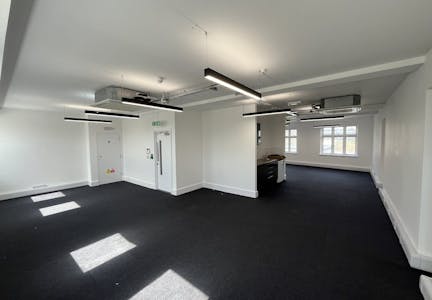 Saxon House, London, Office To Let - Internal 4.jpg