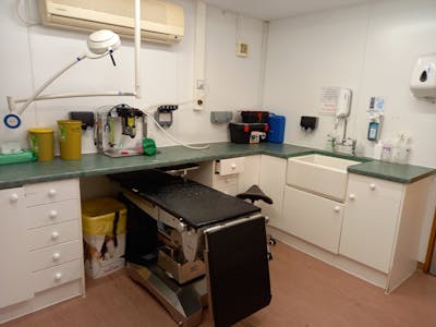 Oakfield Veterinary Practice, Hockley Road, Tamworth, Healthcare / Investment For Sale - I2.jpg