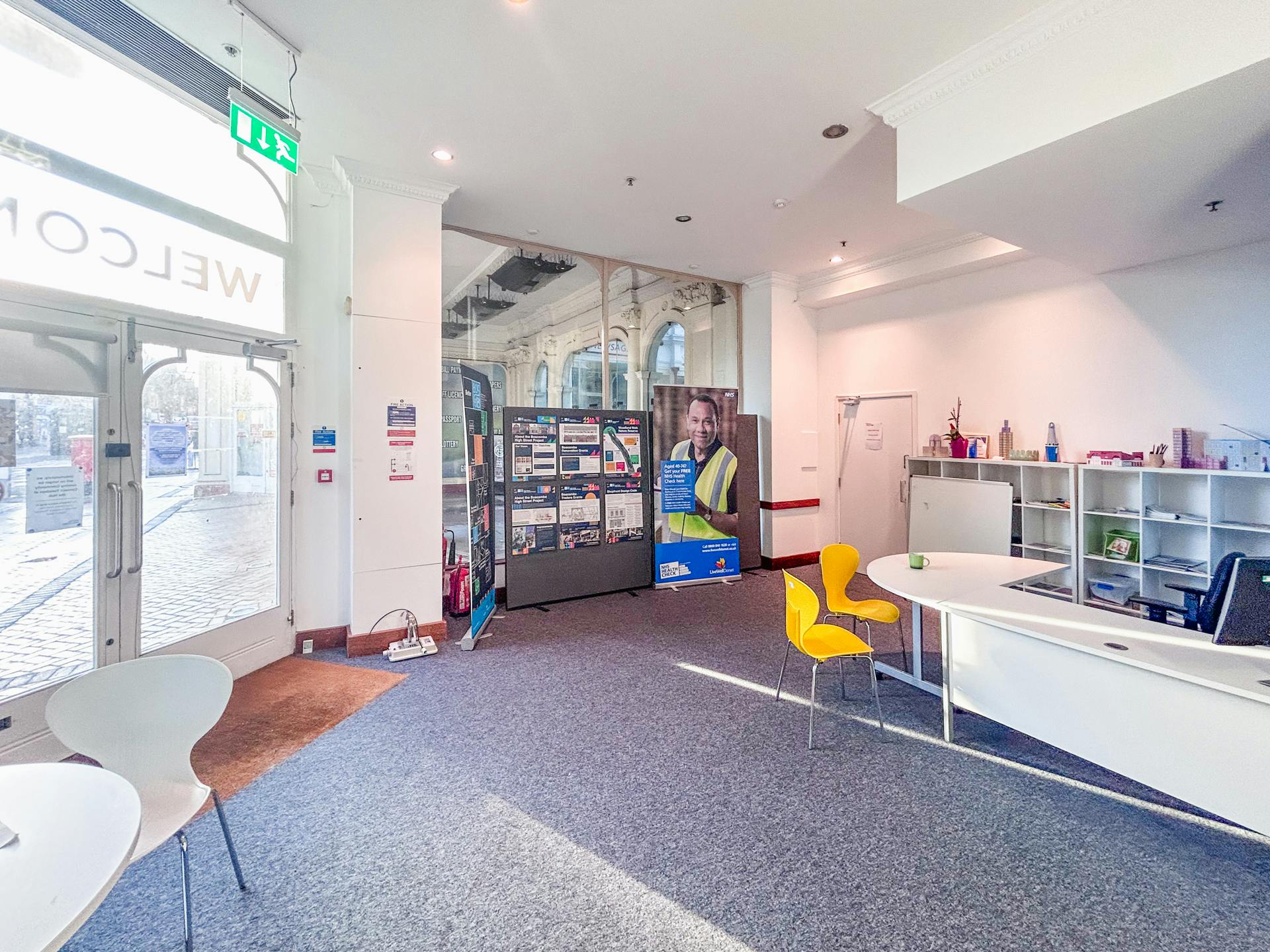 Retail/Shop in Bournemouth - photo 2