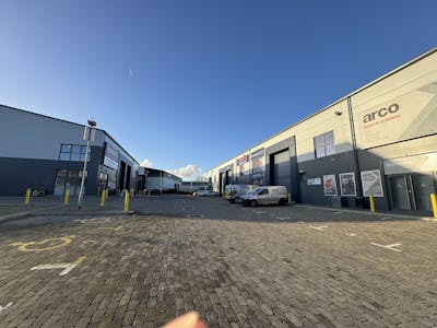 Blueprint Park, Imperial Way, Watford, Warehouse To Let - IMG_1290.jpg