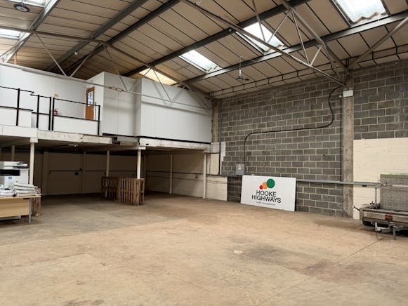 Units F1 & F2, Watlington Industrial Estate, Watlington, Industrial To Let - IMG_2165.JPEG