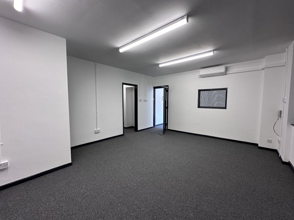 Unit 7B, Summit Crescent Industrial Estate, Roebuck Lane, Smethwick, Industrial / Industrial / Warehouse To Let - Photo29072024104628.jpg