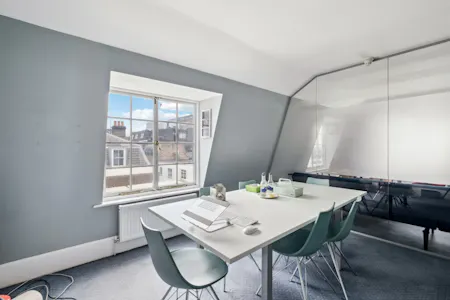 10 Market Mews, London, Office To Let - HEA749536_02.jpg