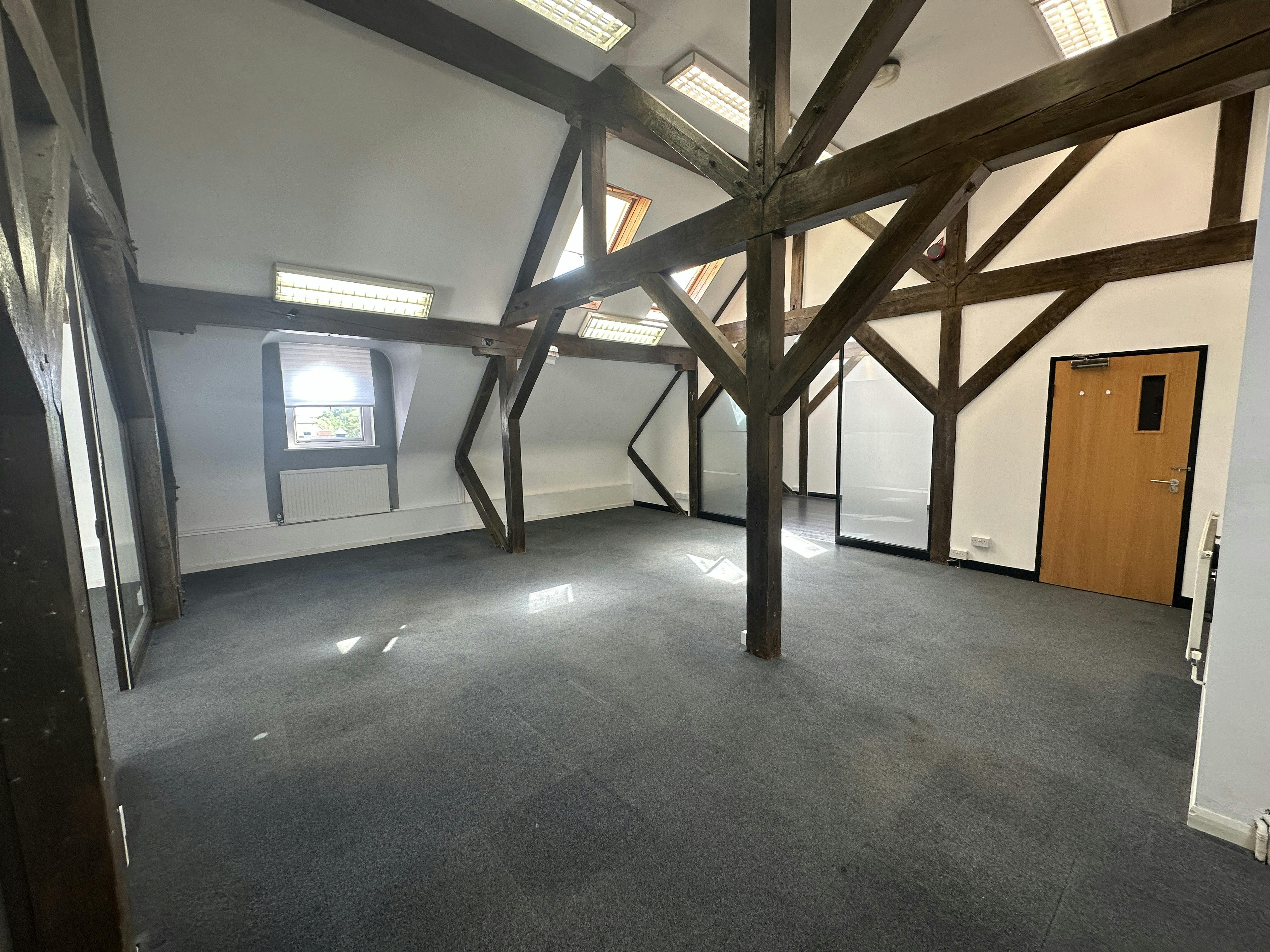 Suite 4A, Victoria House, Farnham, Offices To Let - IMG_9090.jpeg