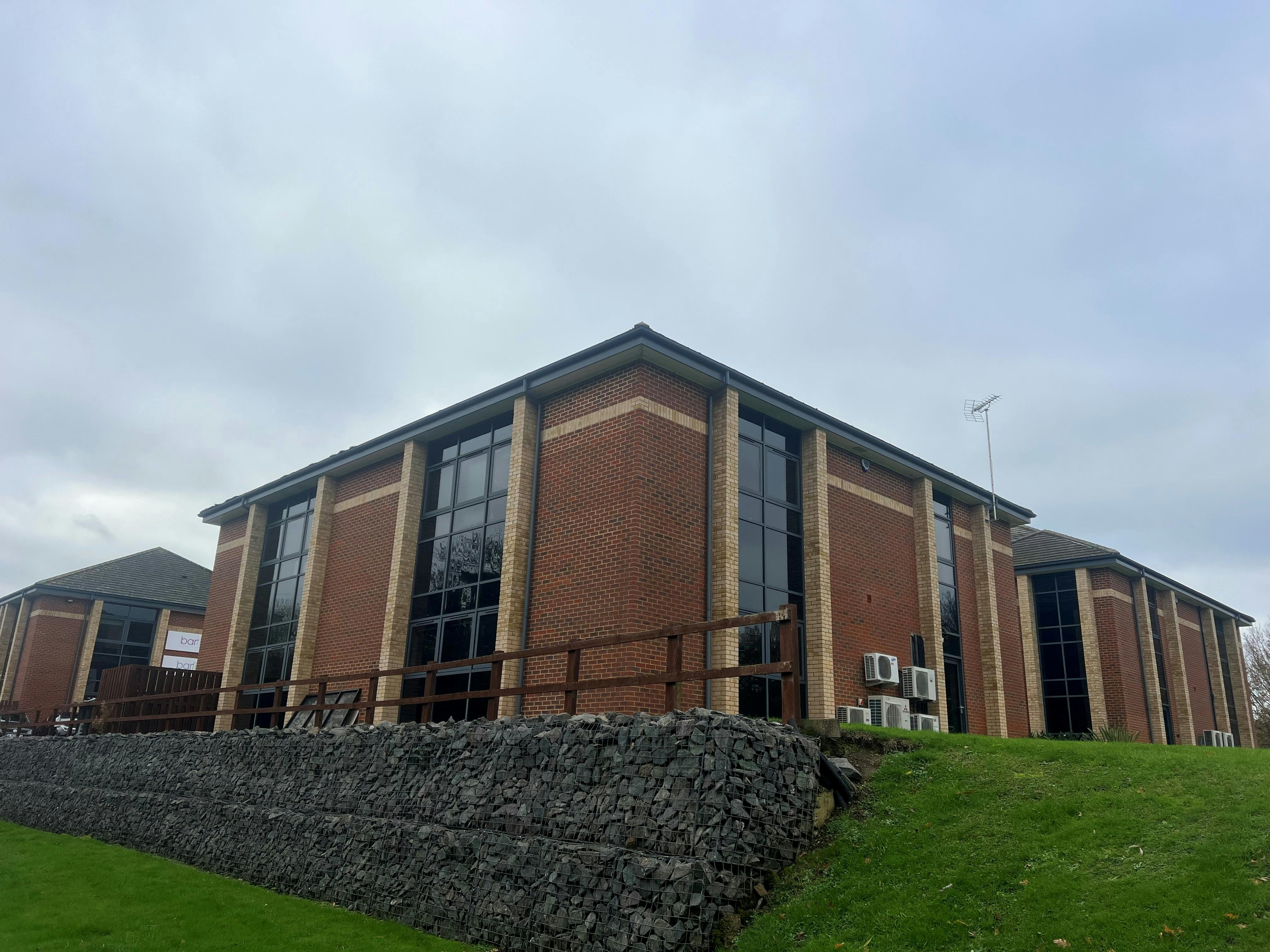 Office in Northampton - photo 4