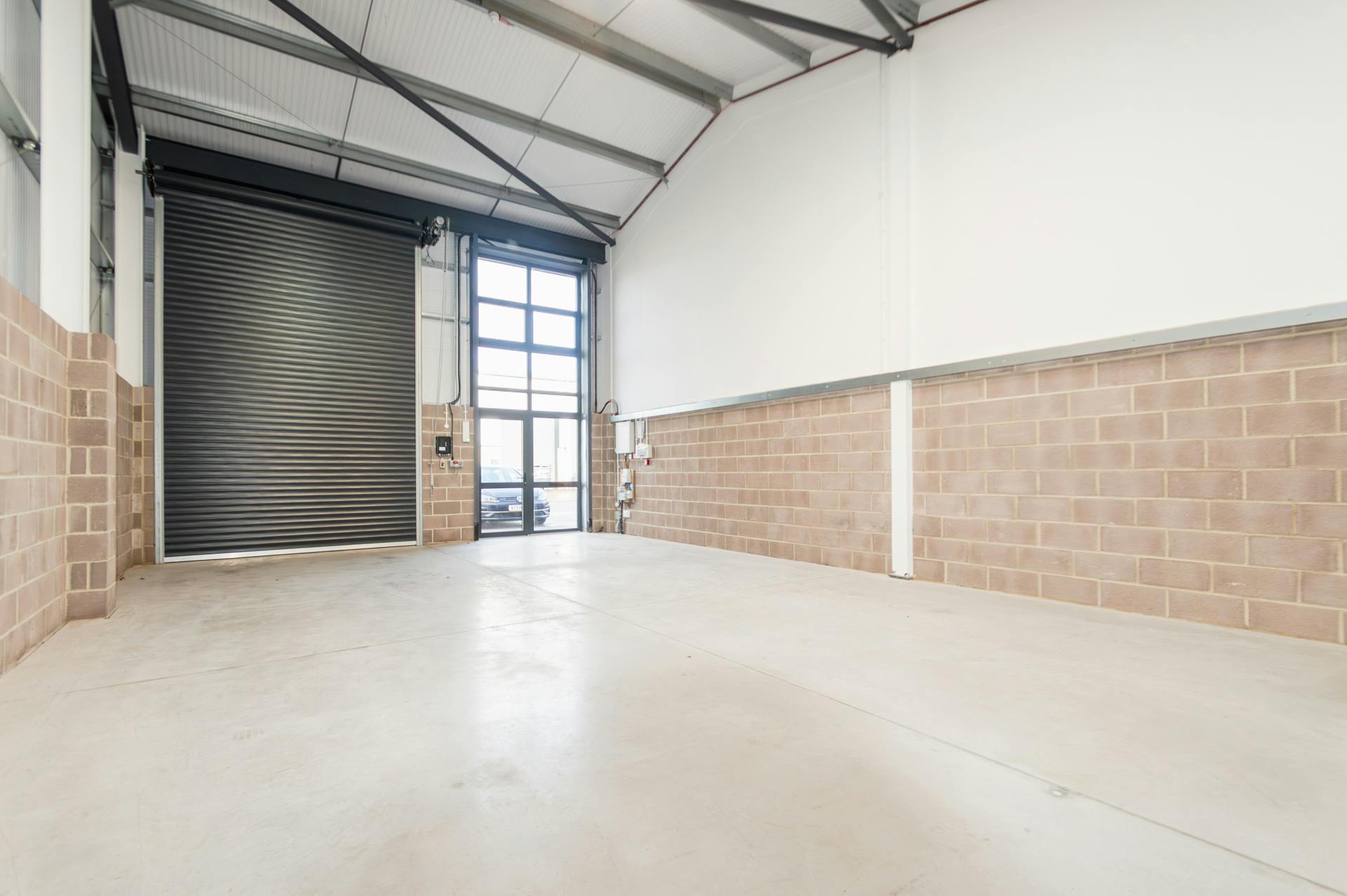 Industrial Unit in Wimborne - photo 4
