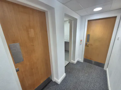 Suite 1, Stockport, Office To Let - 20260820_135453.jpg