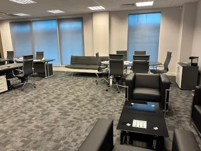 Suite 16 2 Station Court, London, Office To Let - PHOTO-2026-08-25-16-02-36 (26).jpg