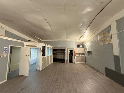 8 Peter James Enterprise Centre, Park Royal, Industrial To Let - PJ 1.jpg