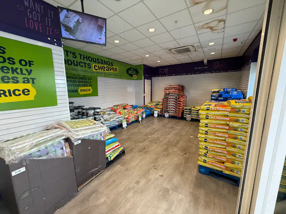 Owlcotes Centre, Pudsey, Other / Restaurant / Cafe / Retail To Let - IMG_2107.jpeg