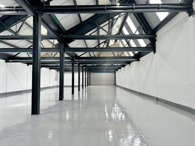 Unit 9b Britannia Estate, Leagrave Road, Luton, Industrial / Industrial/Logistics To Let - IMG_7836.JPG