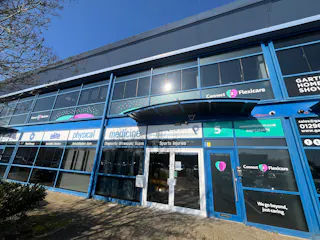 Unit 5 First Floor Offices, Midshires Business Park, Aylesbury, Offices For Sale - 20260319_101916330_iOS.jpg