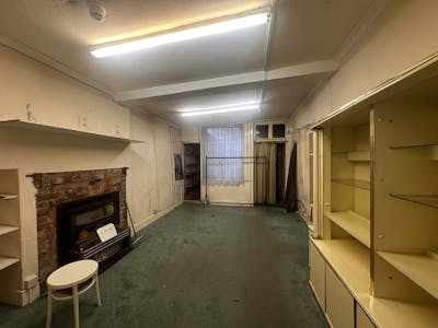 10 High Street, Worcestershire, Retail For Sale - p6.jpg