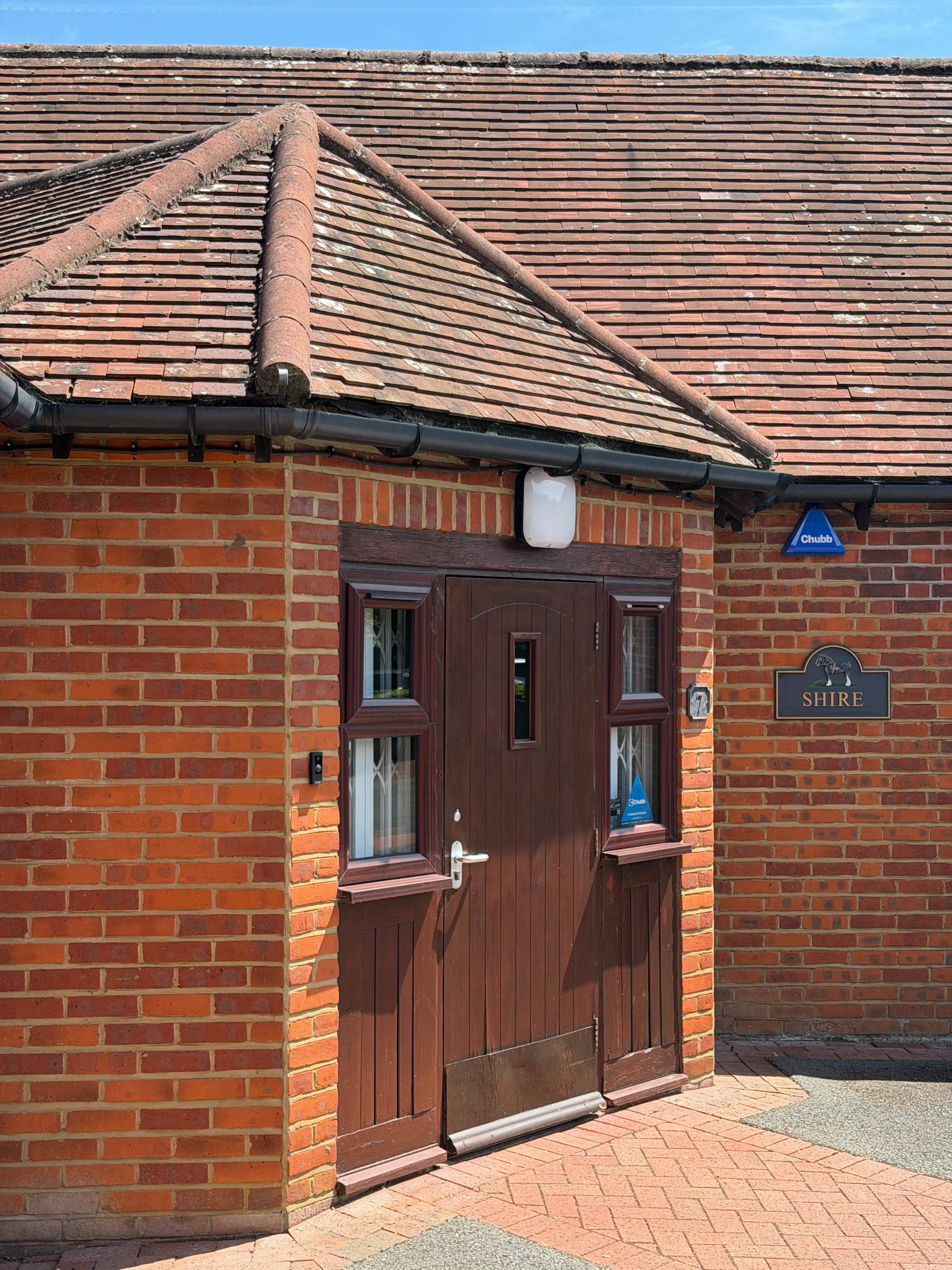 Office Suite, Unit 7 Lidstone Court, Slough, Offices To Let - 20260706_121646348_iOS.jpg