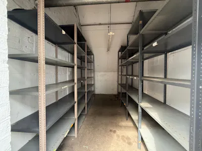 Unit 21, Leighcliff Buidling, Leigh on Sea, Industrial / Industrial / Storage / Lockup Garage / Workshops To Let - fc4aa9e2-7218-4e36-a820-fc7ea0751d9e.jpg