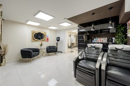 26 Church Street, London, High Street Retail For Sale - 26 church st1701.jpg