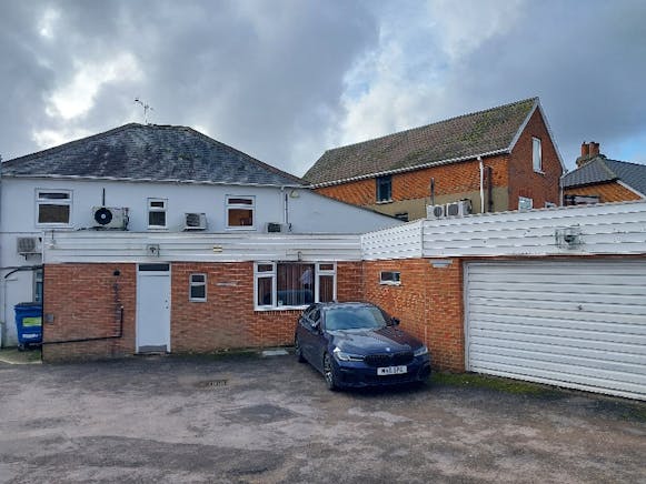 87-89 Church Street, Crowthorne, Offices For Sale - 20260213_133931.jpg