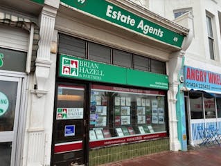49 Marina, Bexhill On Sea, Retail To Let - 15025225-7a44-4d00-9050-75a4f3439733.jpg