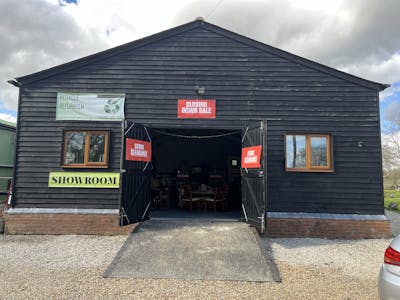 The Black Barn, Old Mill Barns, Leighton Buzzard, Office / Warehouse To Let - 20250328_135005217_iOS.jpg