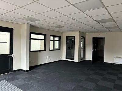 107 Whitchurch Road, Shrewsbury, Trade Counter To Let - 9.jpg
