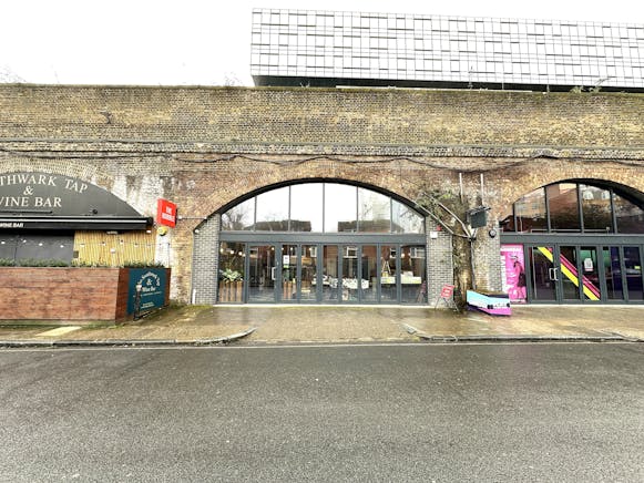 Arch 81 Scoresby Street, Scoresby Street, Southwark, Industrial / Leisure / Retail To Let - 20250123_123224107_iOS.jpg